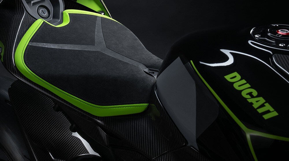 Ducati e Lamborghini insieme per la Panigale più esclusiva di sempre